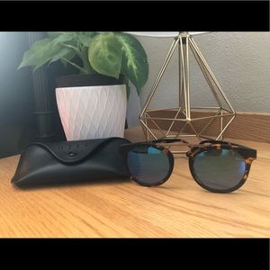 DIFF Astro Sunglasses
